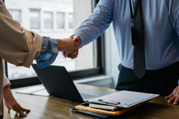 marketingovy_specialista_tipy_pro_vyber_denisvyslouzil_blog